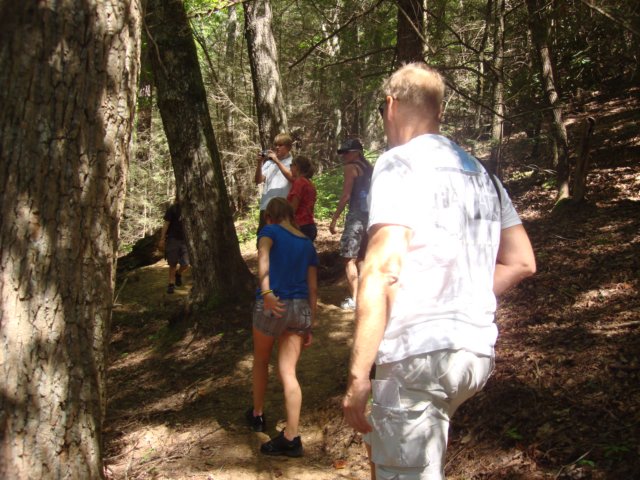 thehikecontinues.jpg